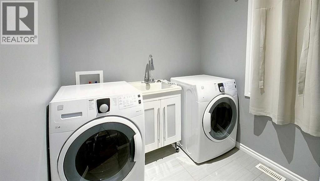 1727 63 Street, Edson, Alberta  T7E 1S2 - Photo 27 - A2279498