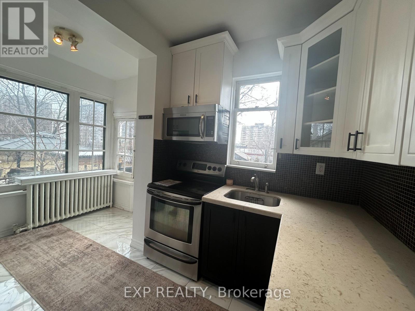 2 - 76 Rosemount Avenue, Toronto (Weston), Ontario  M9N 3B3 - Photo 4 - W12901292