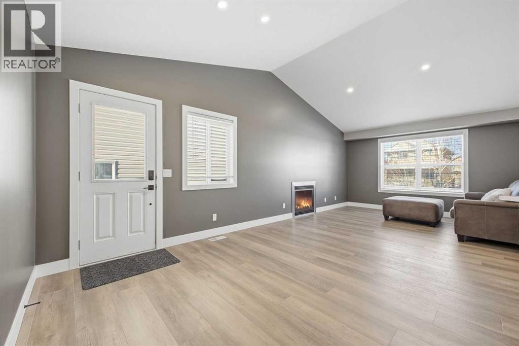 202 Morningside Gardens SW, Airdrie, Alberta  T4B 0C9 - Photo 12 - A2287525