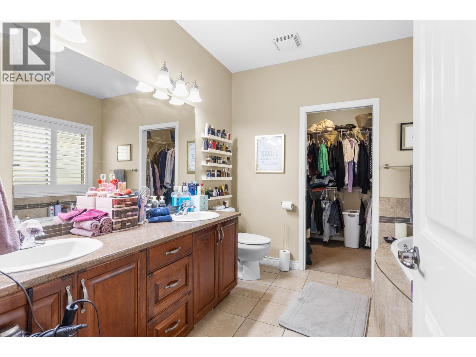 2253 Wilkinson Street Kelowna Photo 21