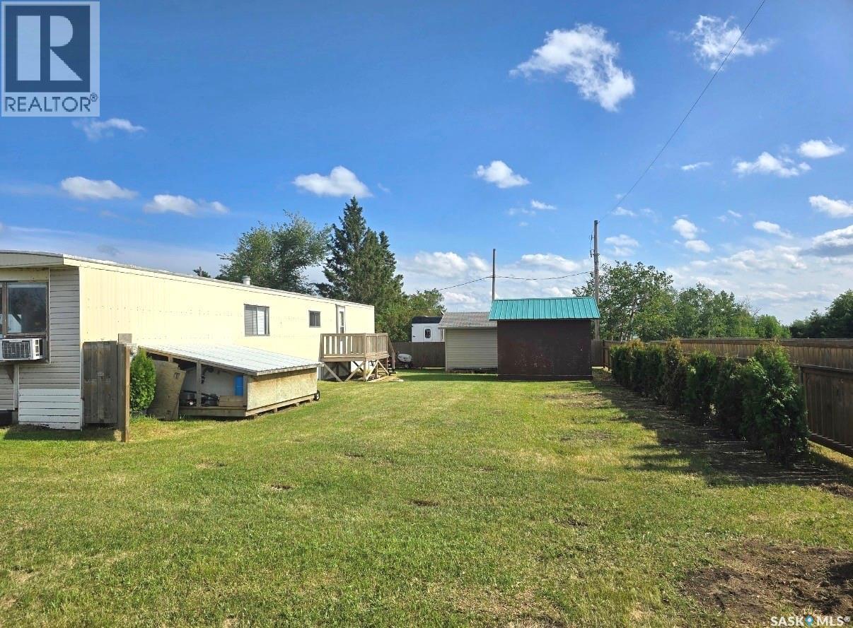 1&2 Lakeview Avenue, Meota Rm No.468, Saskatchewan  S0M 1X0 - Photo 11 - SK030856