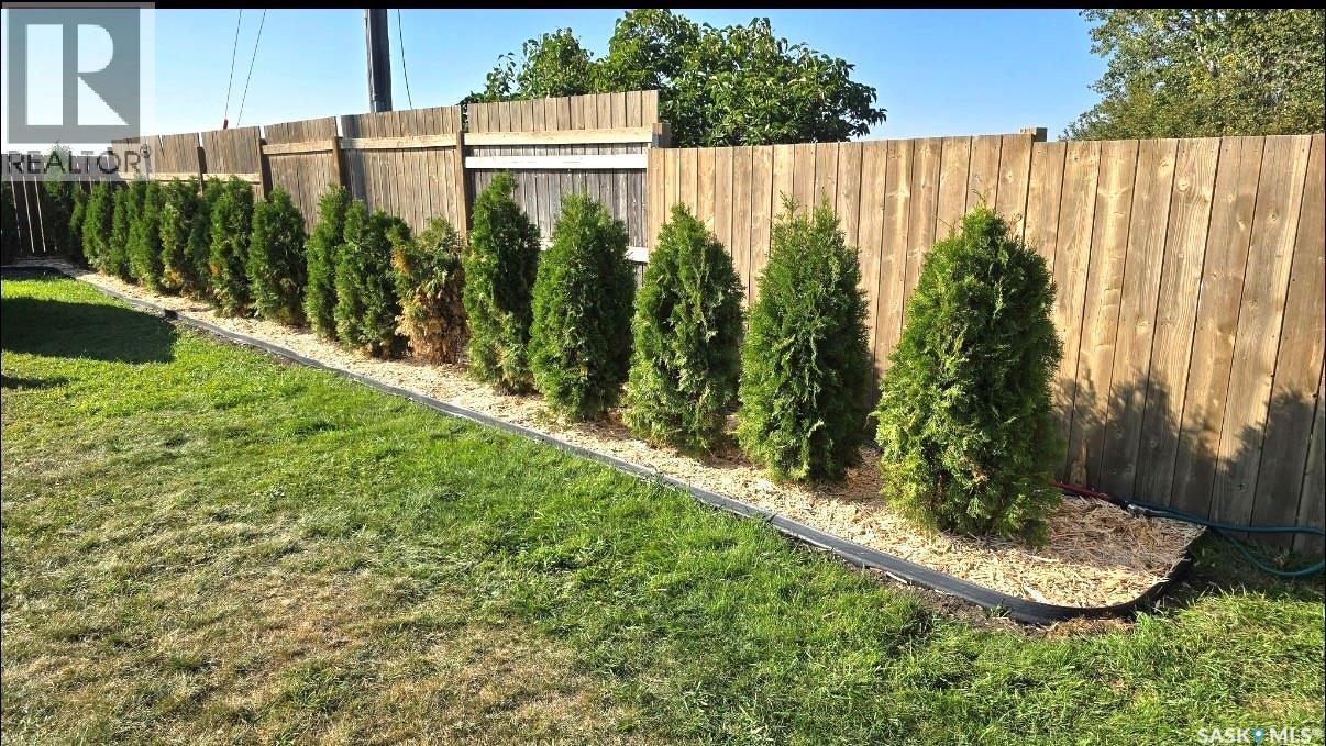 1&2 Lakeview Avenue, Meota Rm No.468, Saskatchewan  S0M 1X0 - Photo 5 - SK030856