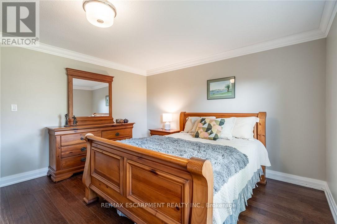 1 Archdeacon Clark Trail, Hamilton (Kennedy), Ontario  L9B 2M2 - Photo 19 - X12901232