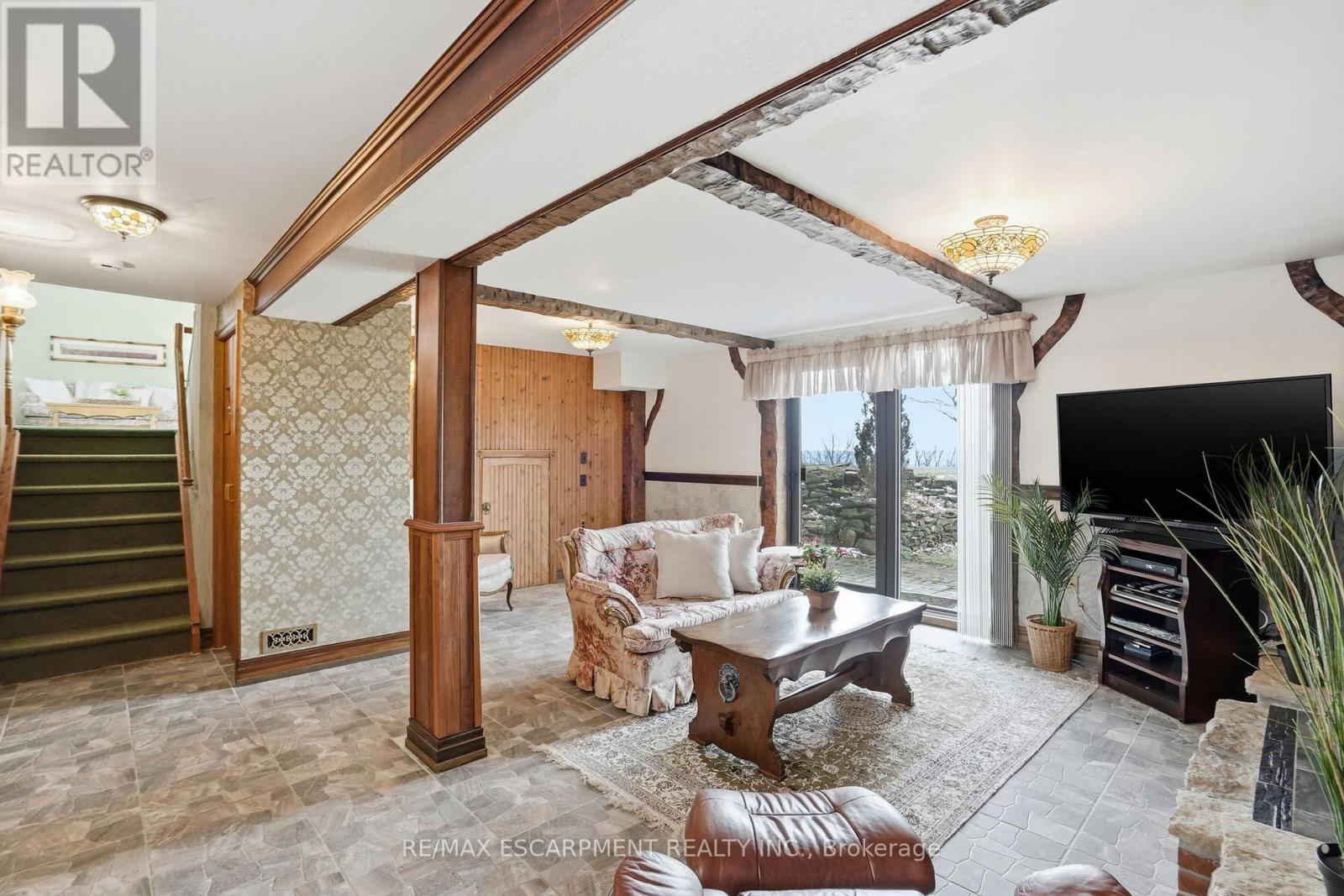 1 Thorncrest Boulevard, Hamilton (Pleasant View), Ontario  L9H 7L1 - Photo 19 - X12901258