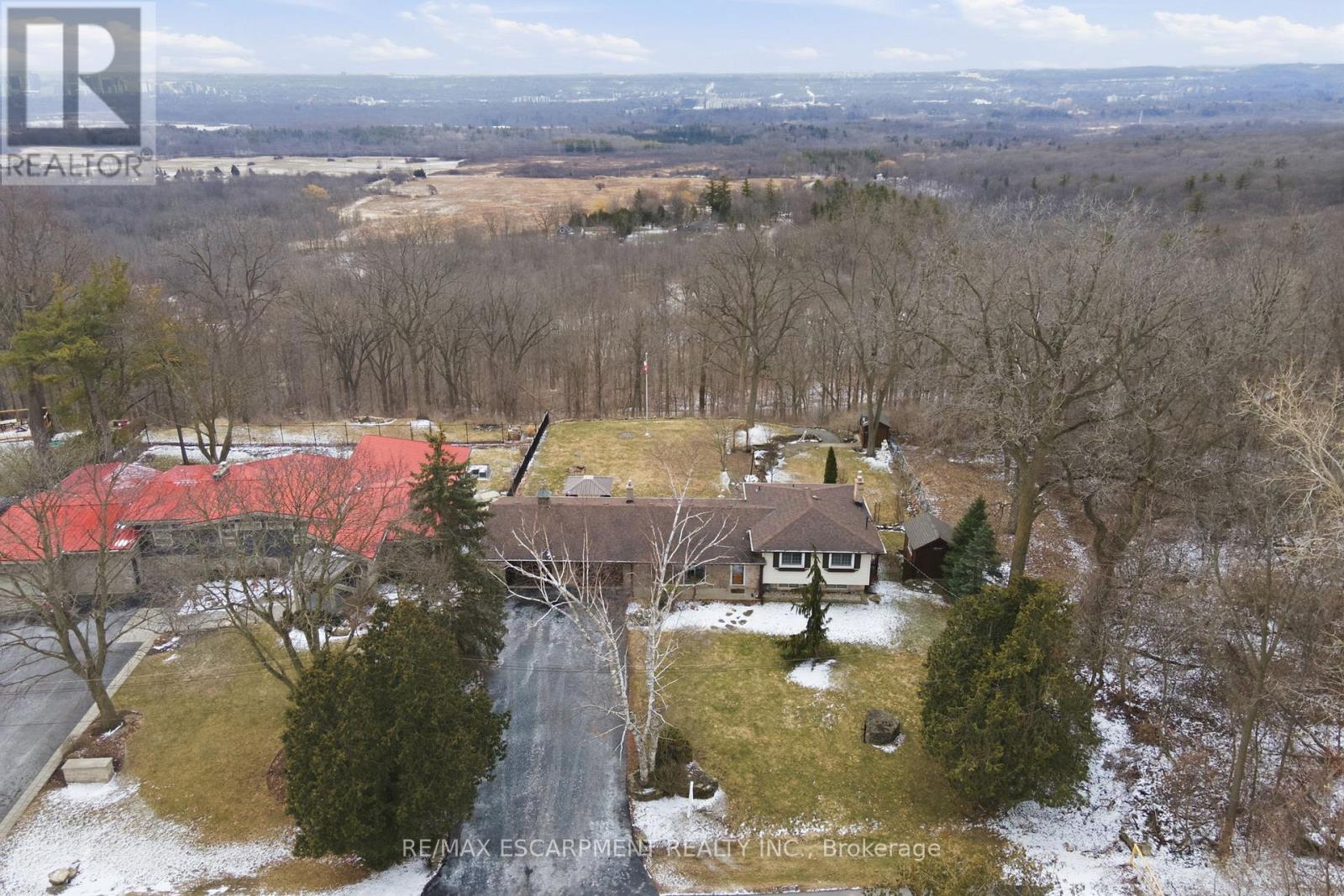 1 Thorncrest Boulevard, Hamilton (Pleasant View), Ontario  L9H 7L1 - Photo 39 - X12901258