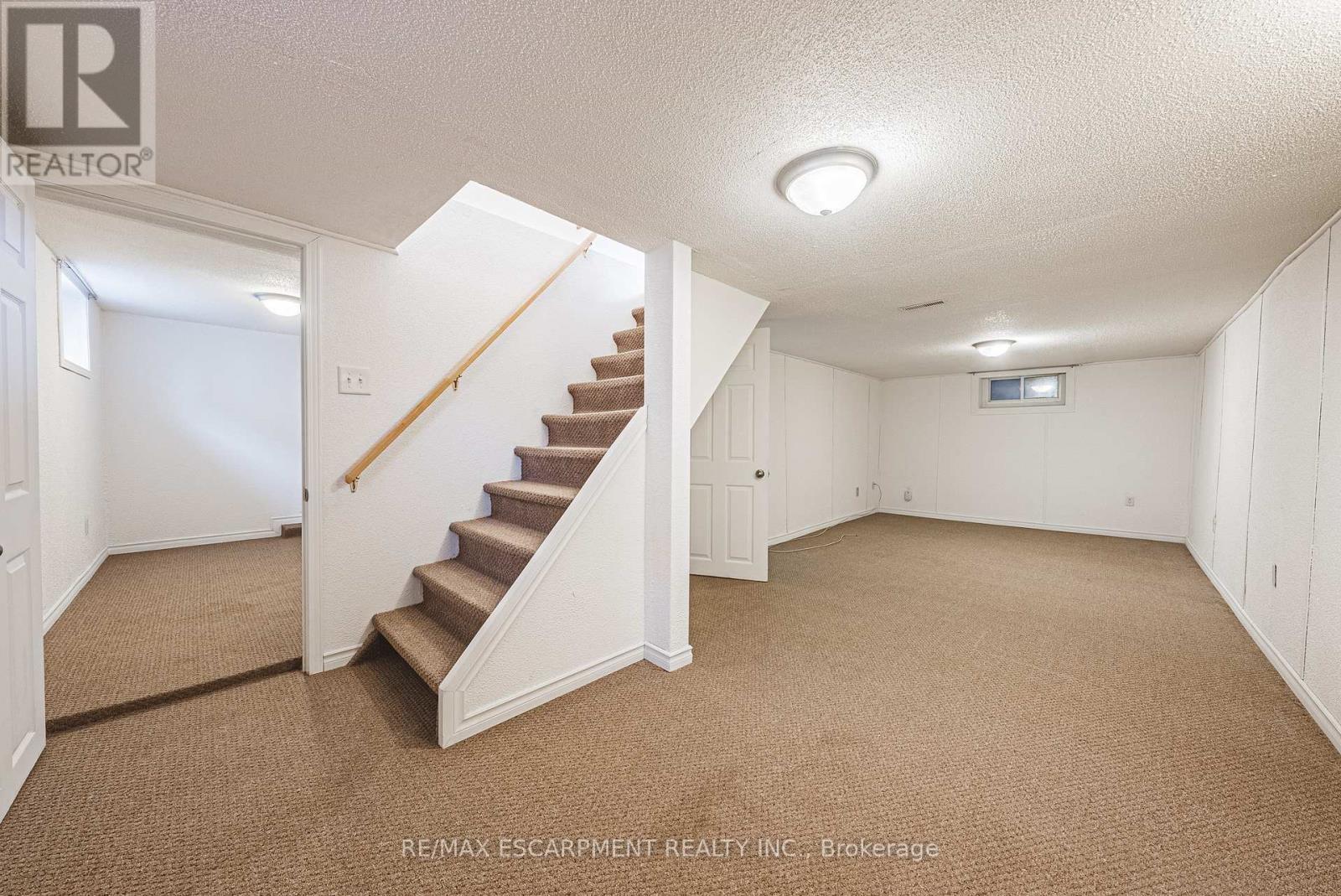 1124 Dunsmure Road, Hamilton (Normanhurst), Ontario  L8H 1K5 - Photo 22 - X12901298