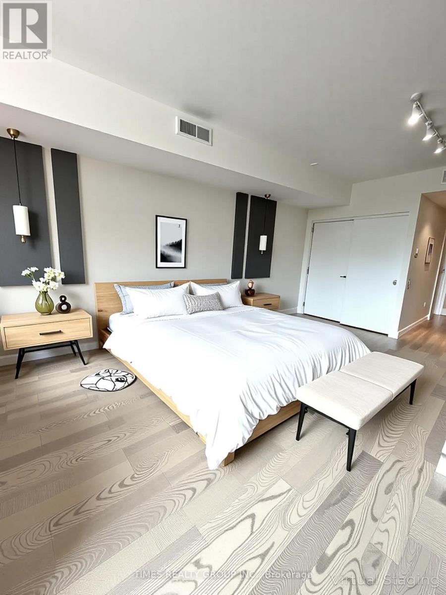 607 - 60 COLBORNE STREET, Toronto, Ontario