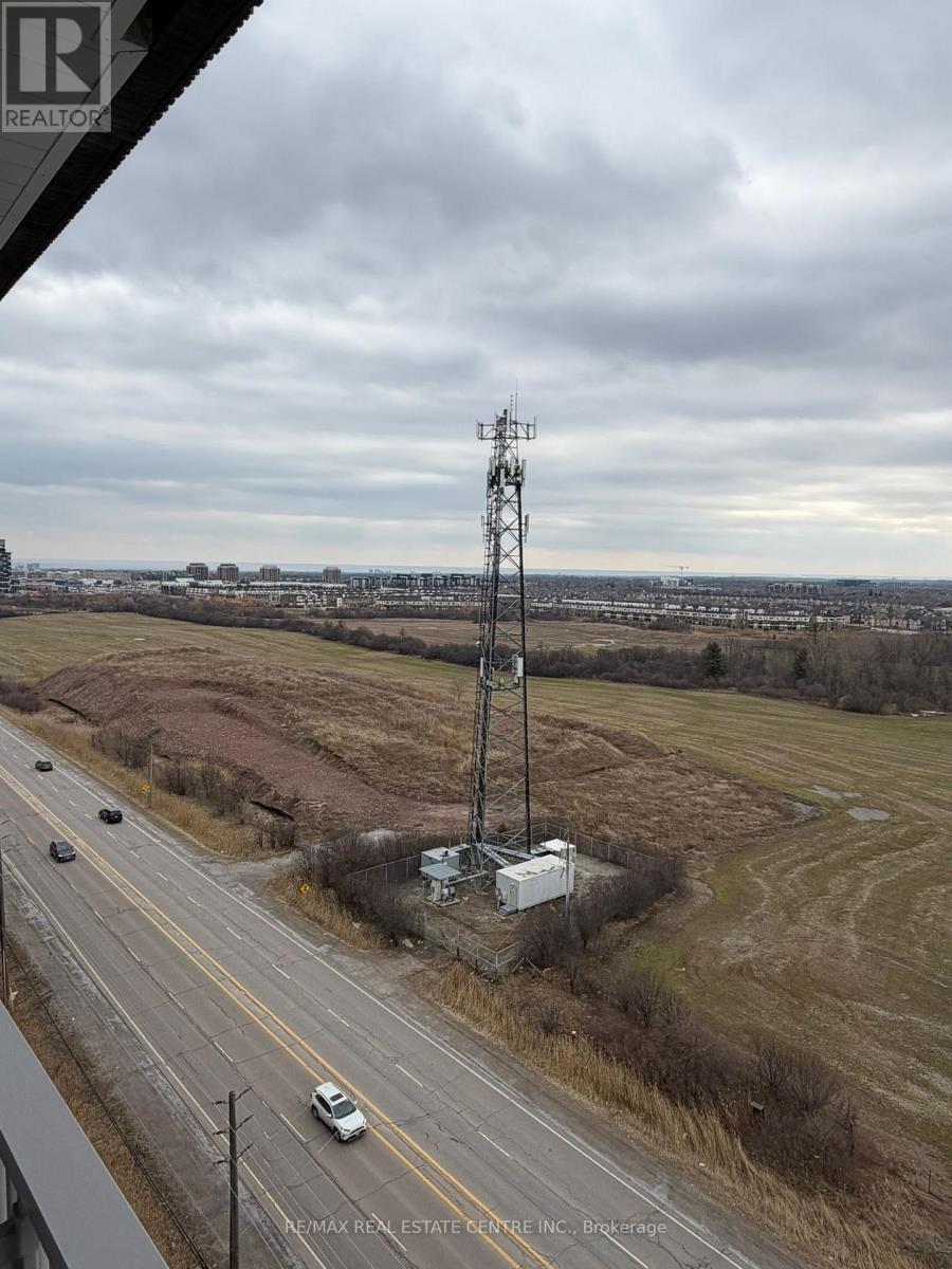 1207 - 3240 William Coltson Avenue, Oakville (Oa Rural Oakville), Ontario  L6H 8C8 - Photo 17 - W12697828