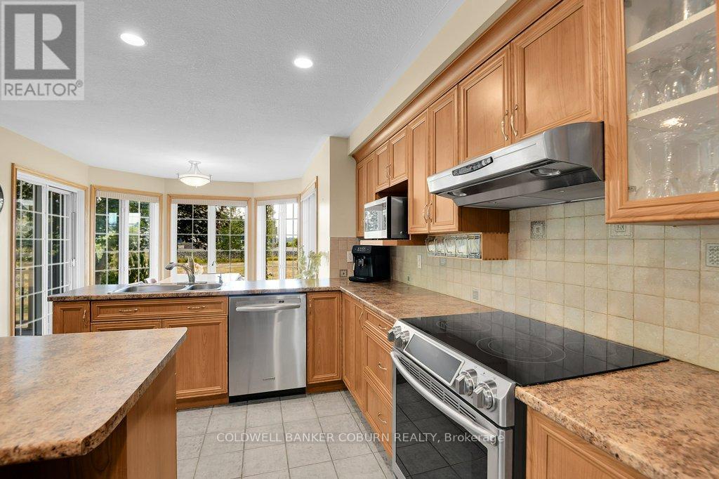 11229 Lakeshore Drive, South Dundas, Ontario  K0E 1K0 - Photo 11 - X12414278