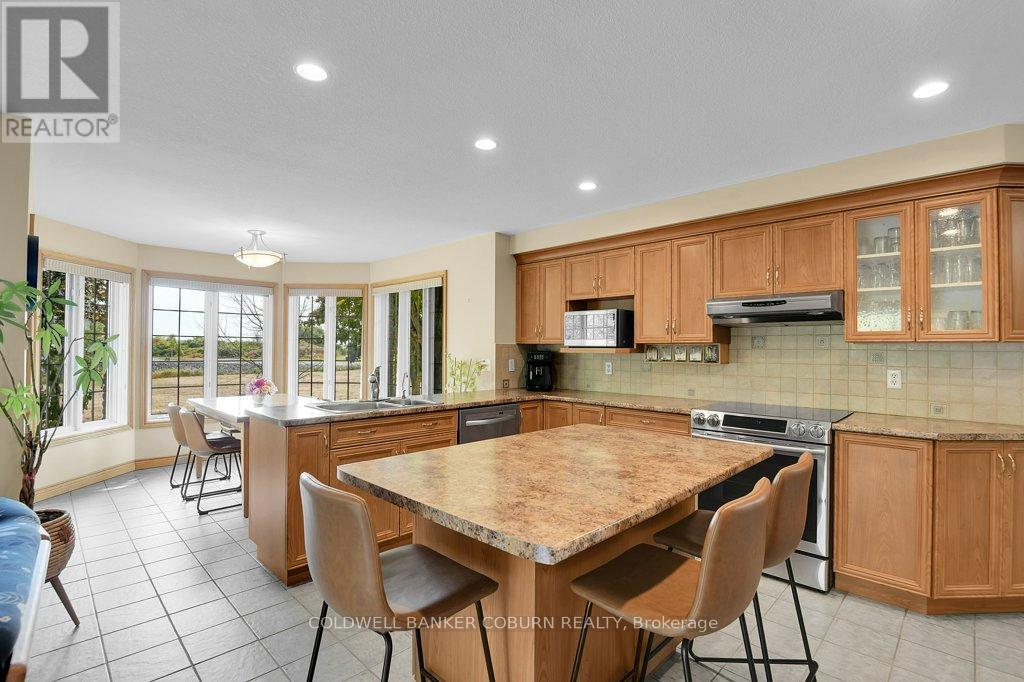 11229 Lakeshore Drive, South Dundas, Ontario  K0E 1K0 - Photo 10 - X12414278