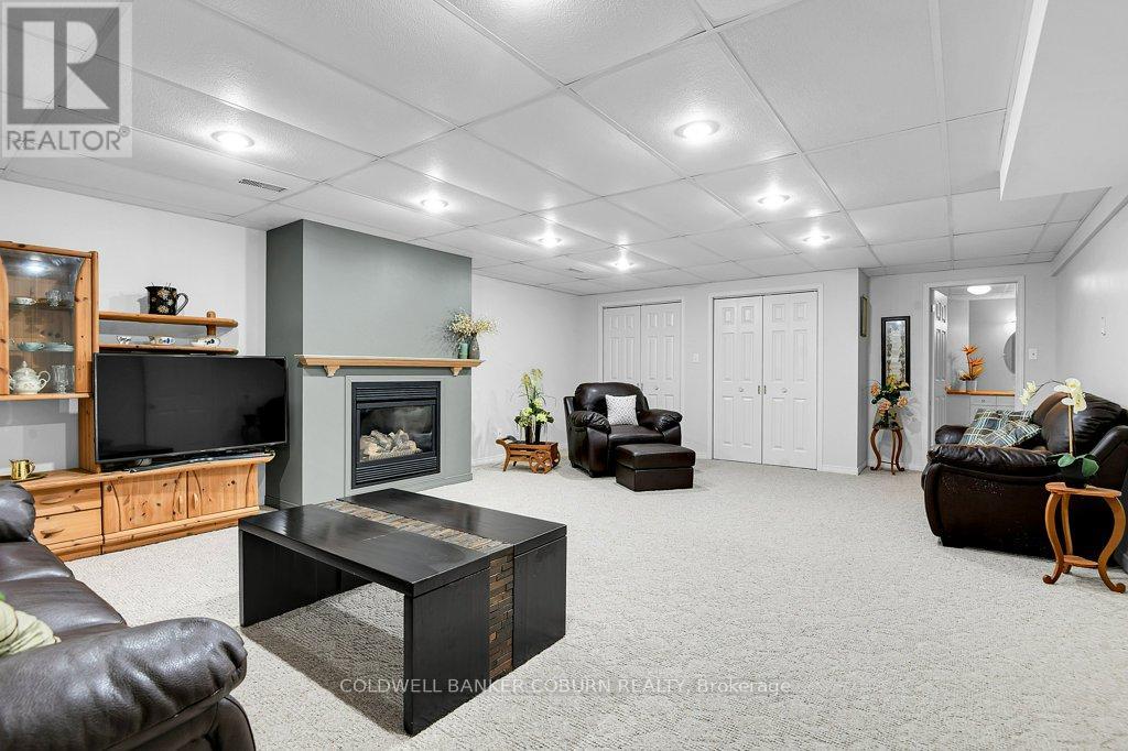 11229 Lakeshore Drive, South Dundas, Ontario  K0E 1K0 - Photo 26 - X12414278