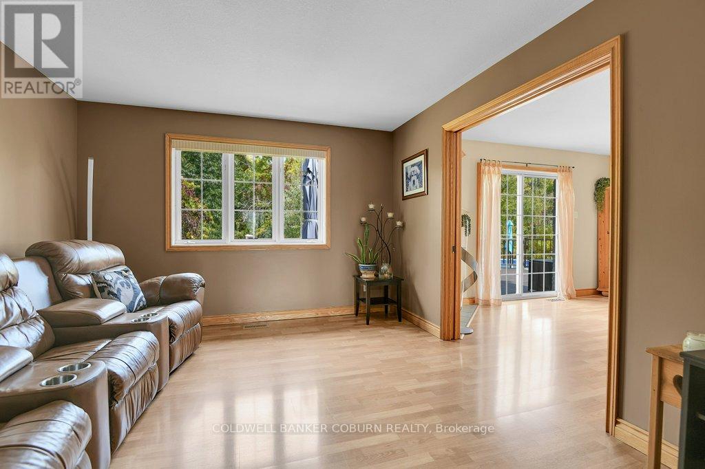 11229 Lakeshore Drive, South Dundas, Ontario  K0E 1K0 - Photo 5 - X12414278