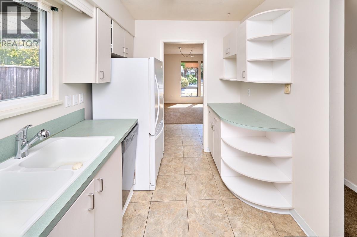 11371 Frigate Court, Richmond, British Columbia  V7E 4M4 - Photo 8 - R3085411