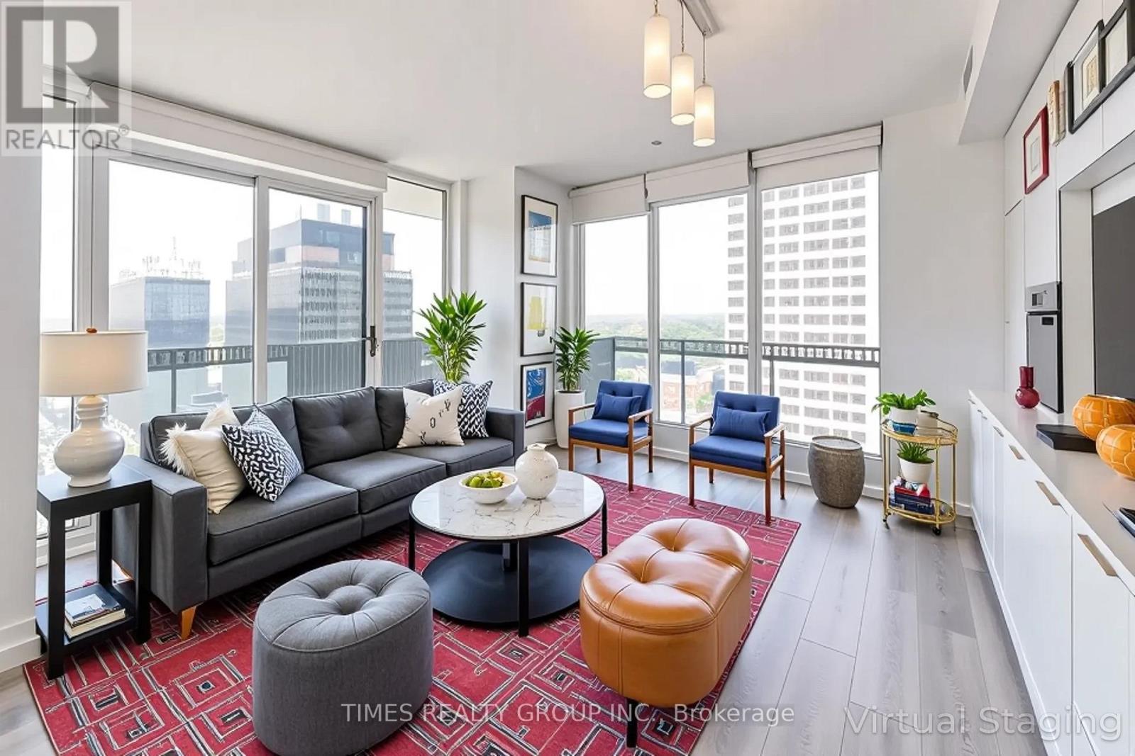 <div class="slider-price">$739,000</div><p>1102 - 8 Eglinton Avenue E, Toronto, Ontario</p>