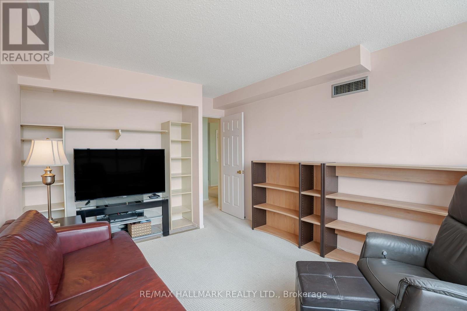 817 - 25 Austin Drive, Markham, Ontario  L3R 8H4 - Photo 11 - N12891272