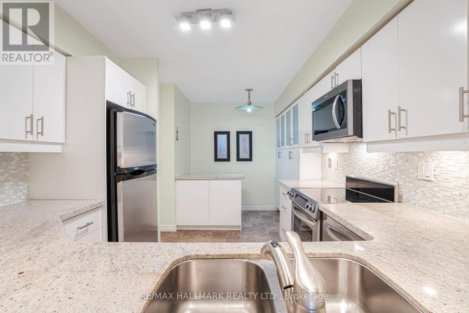 817 - 25 Austin Drive, Markham, Ontario  L3R 8H4 - Photo 15 - N12891272