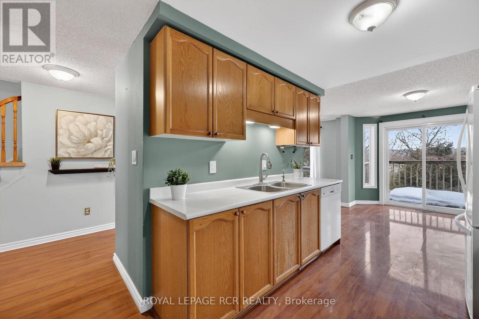 120 Lakeview Court, Orangeville, Ontario  L9W 4P3 - Photo 7 - W12854682