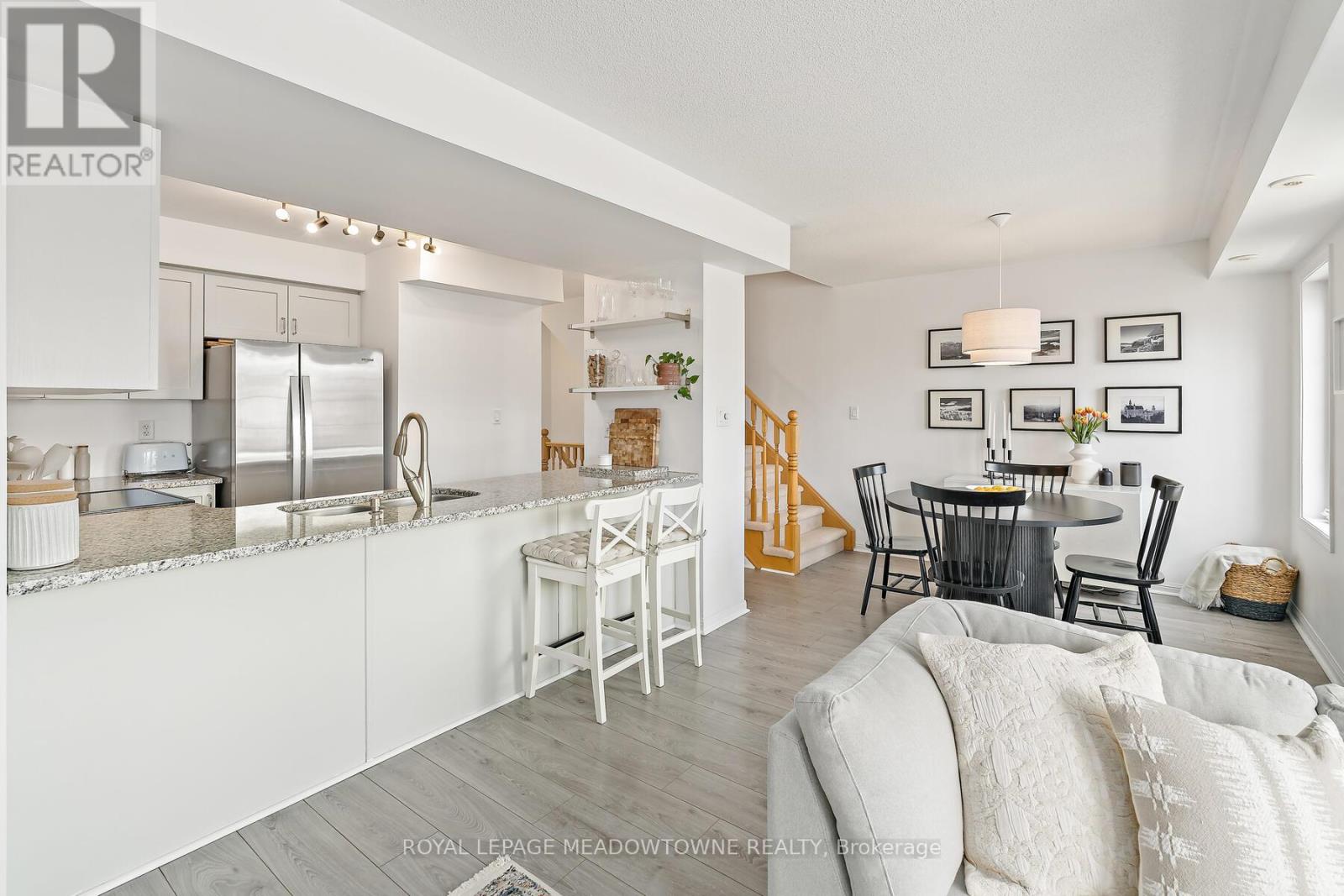 42 - 2614 Dashwood Drive, Oakville, Ontario  L6M 0K5 - Photo 17 - W12900946