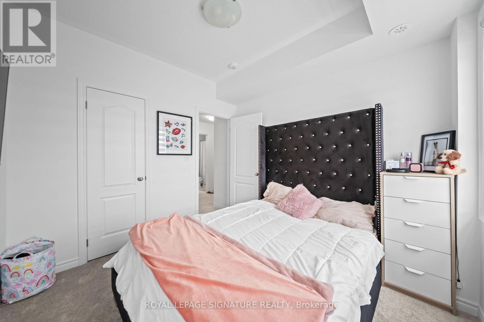 3 - 429 Dougall Avenue W, Caledon, Ontario  L7C 4L5 - Photo 25 - W12901144