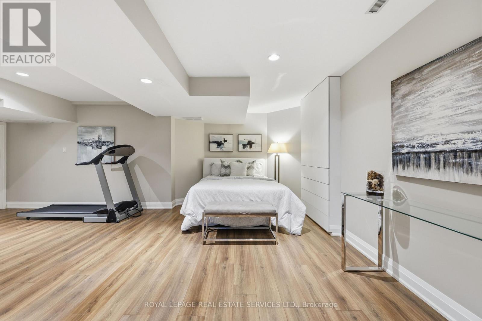 5087 Silverwater Mill Crescent, Mississauga, Ontario  L5V 2B6 - Photo 35 - W12901064