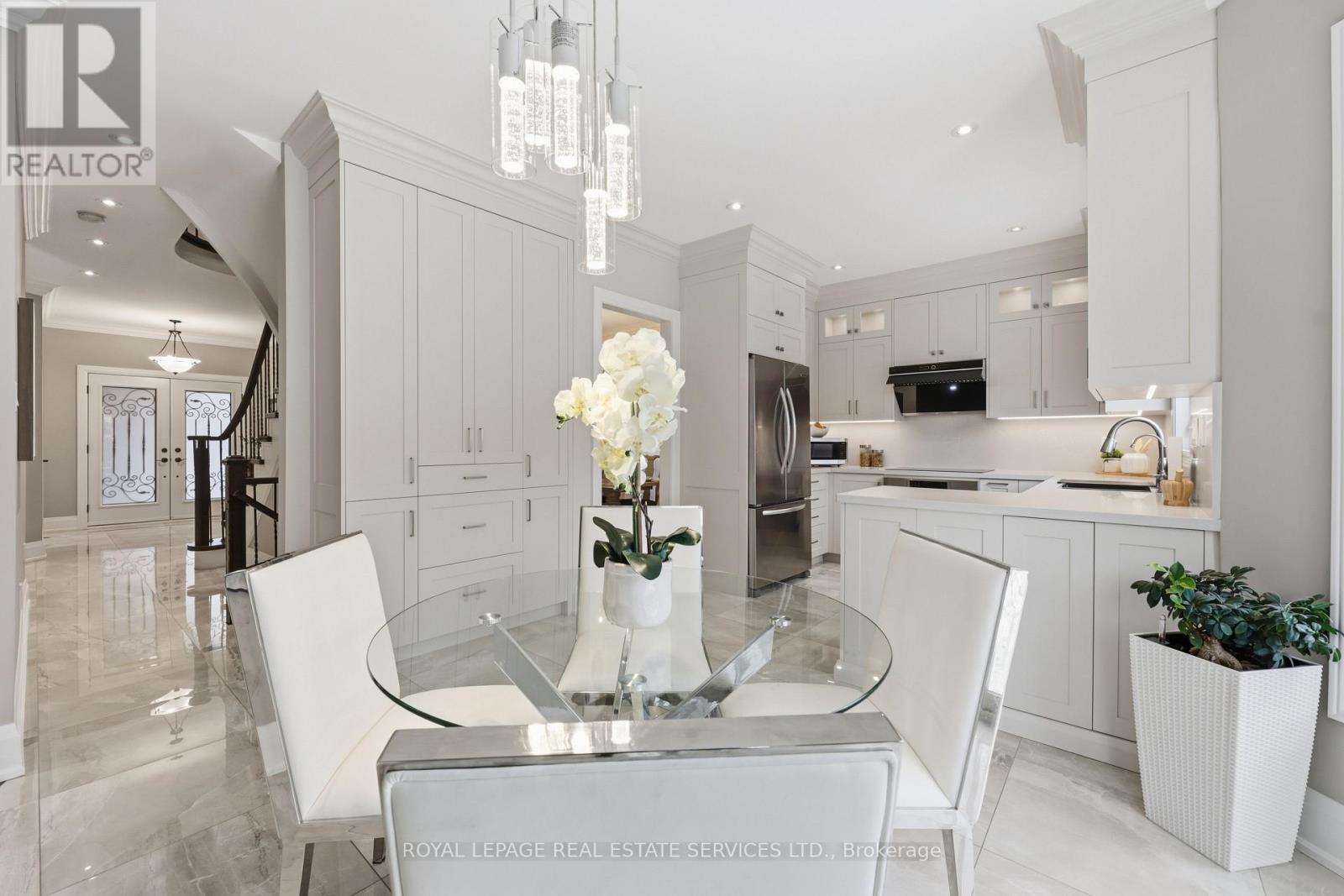 5087 Silverwater Mill Crescent, Mississauga, Ontario  L5V 2B6 - Photo 19 - W12901064