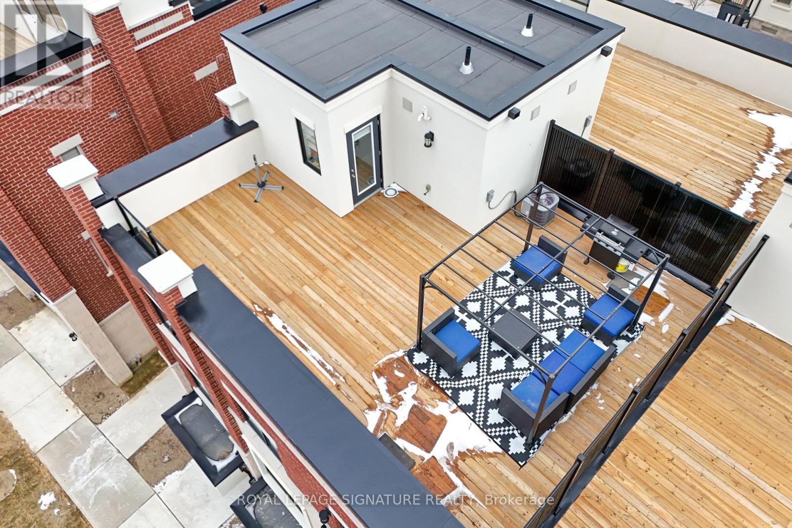 3 - 429 Dougall Avenue W, Caledon, Ontario  L7C 4L5 - Photo 37 - W12901144