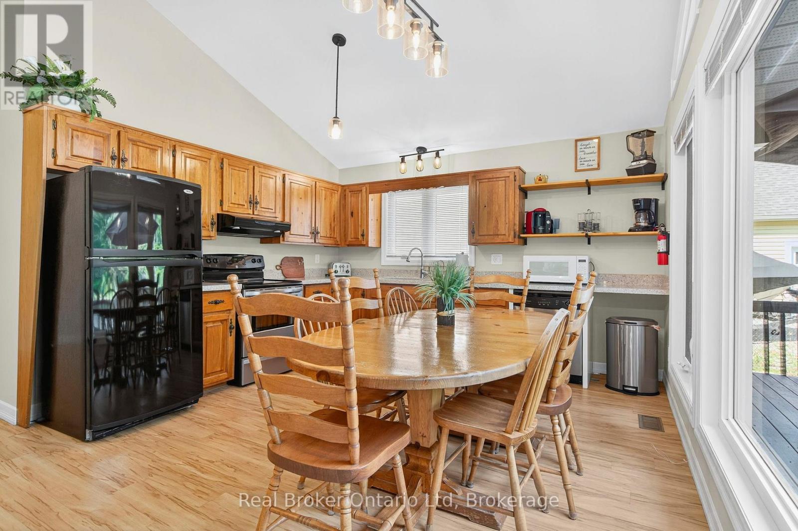 1948 Tiny Beaches Road South Road S, Tiny, Ontario  L0L 1P1 - Photo 17 - S12901472