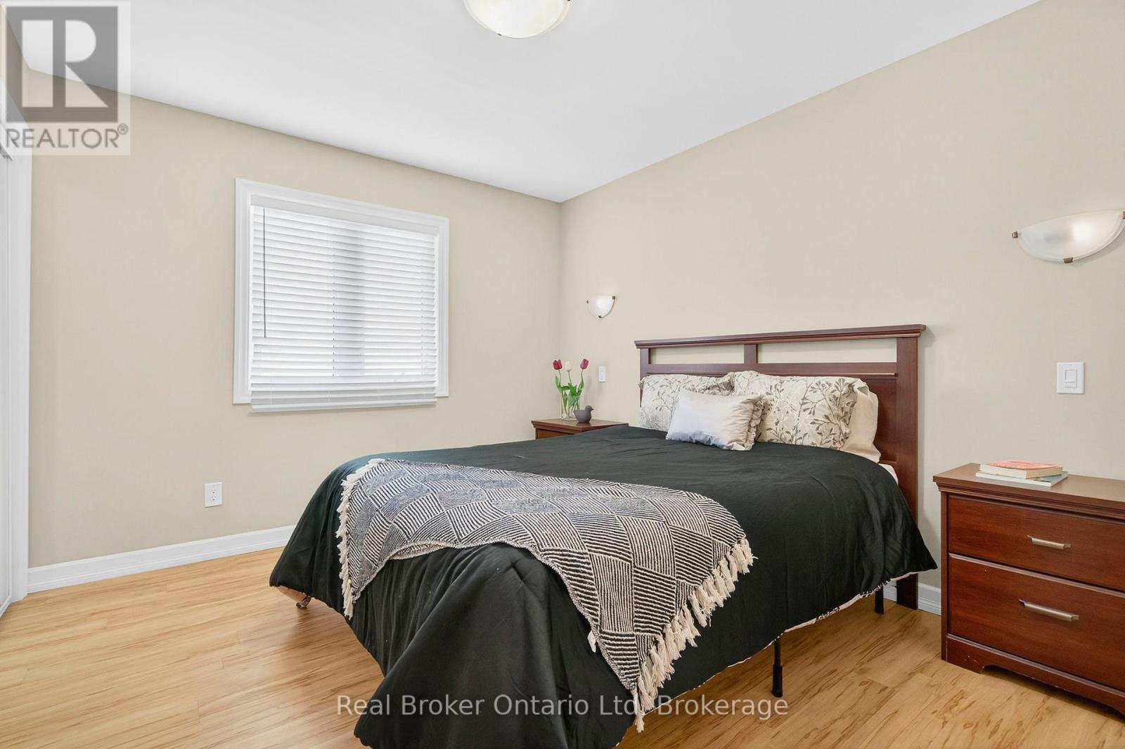 1948 Tiny Beaches Road South Road S, Tiny, Ontario  L0L 1P1 - Photo 24 - S12901472