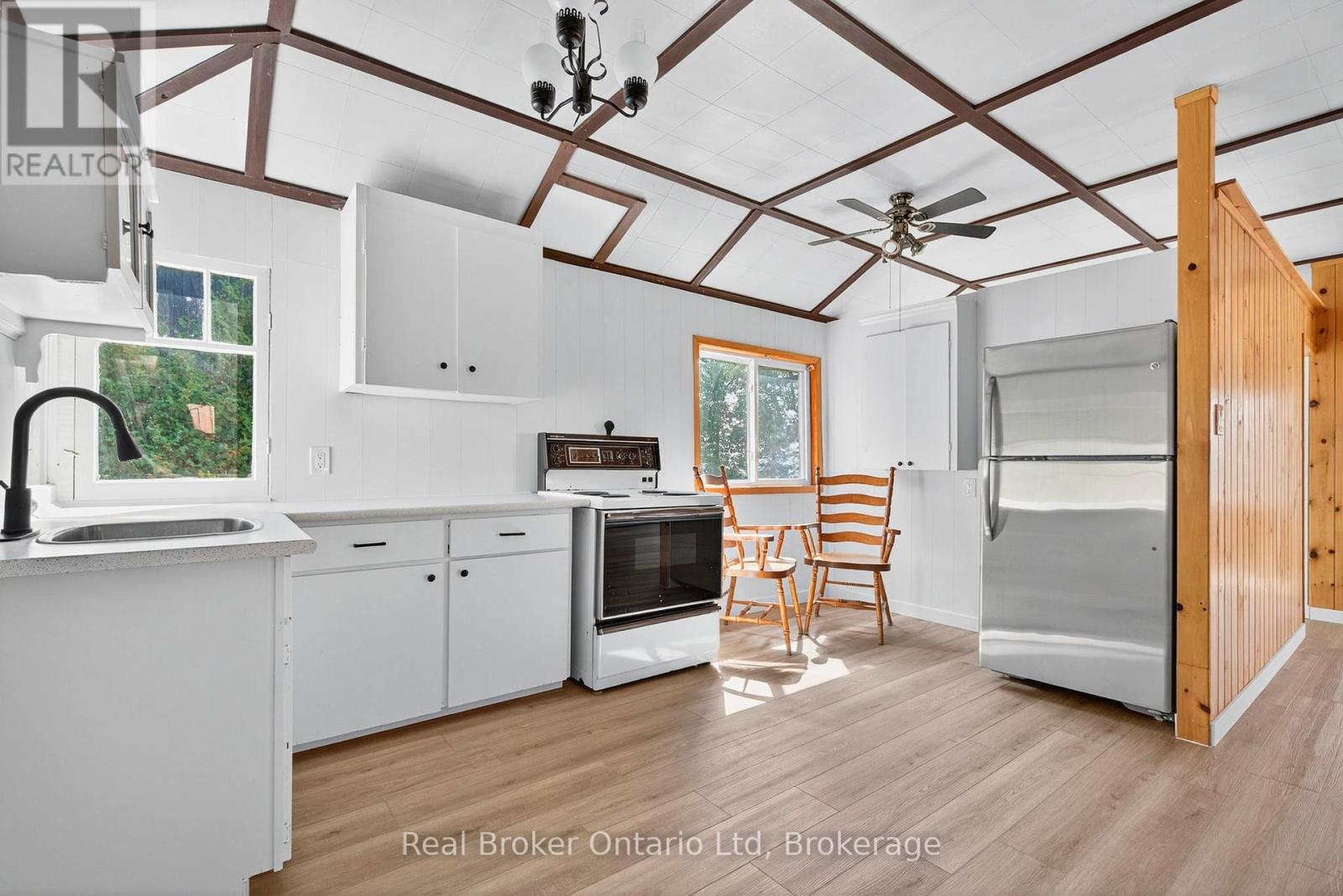 1948 Tiny Beaches Road South Road S, Tiny, Ontario  L0L 1P1 - Photo 41 - S12901472