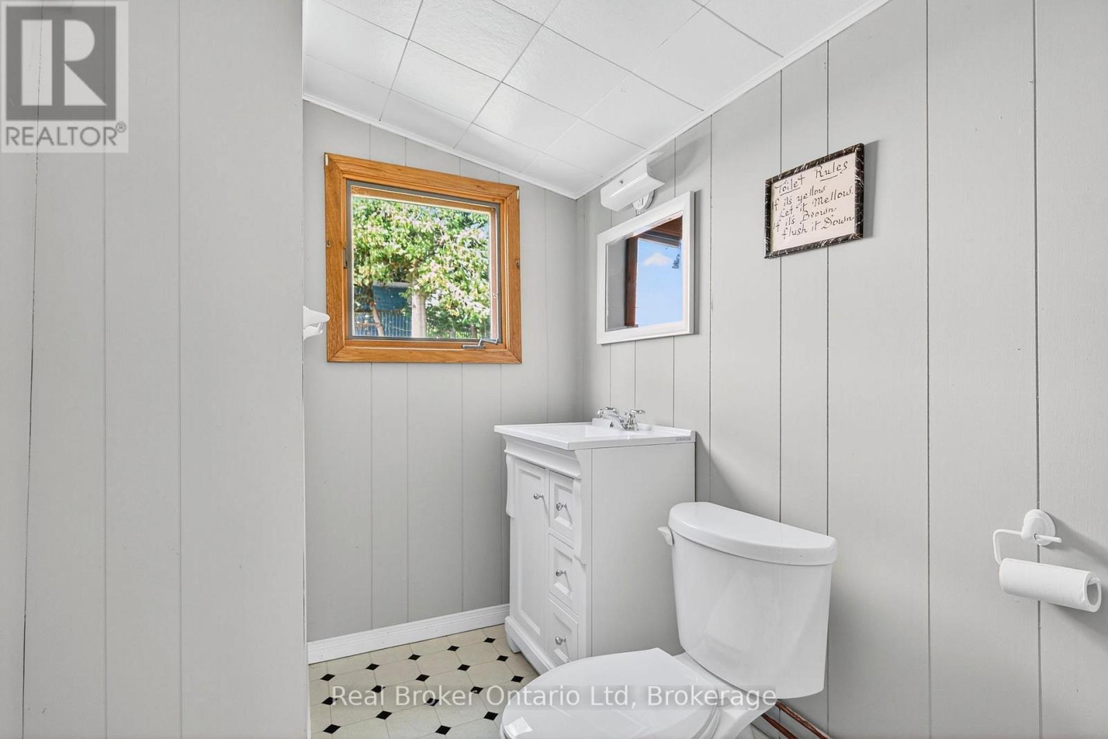 1948 Tiny Beaches Road South Road S, Tiny, Ontario  L0L 1P1 - Photo 44 - S12901472