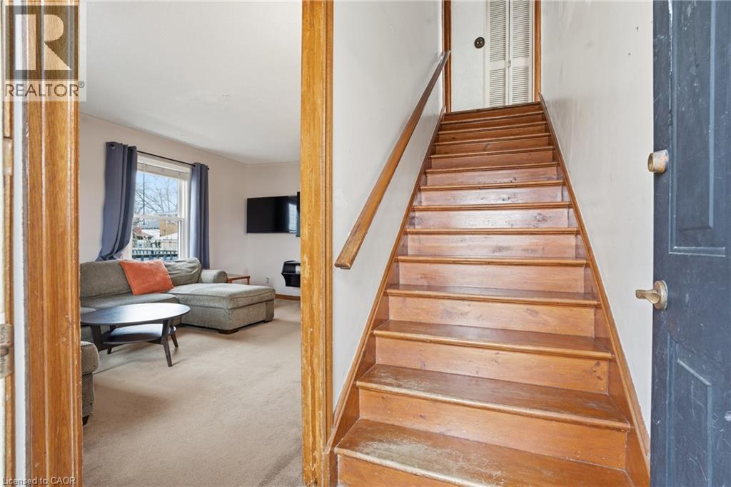 252 Ivon Avenue, Hamilton, Ontario  L8H 5T2 - Photo 6 - 40811118