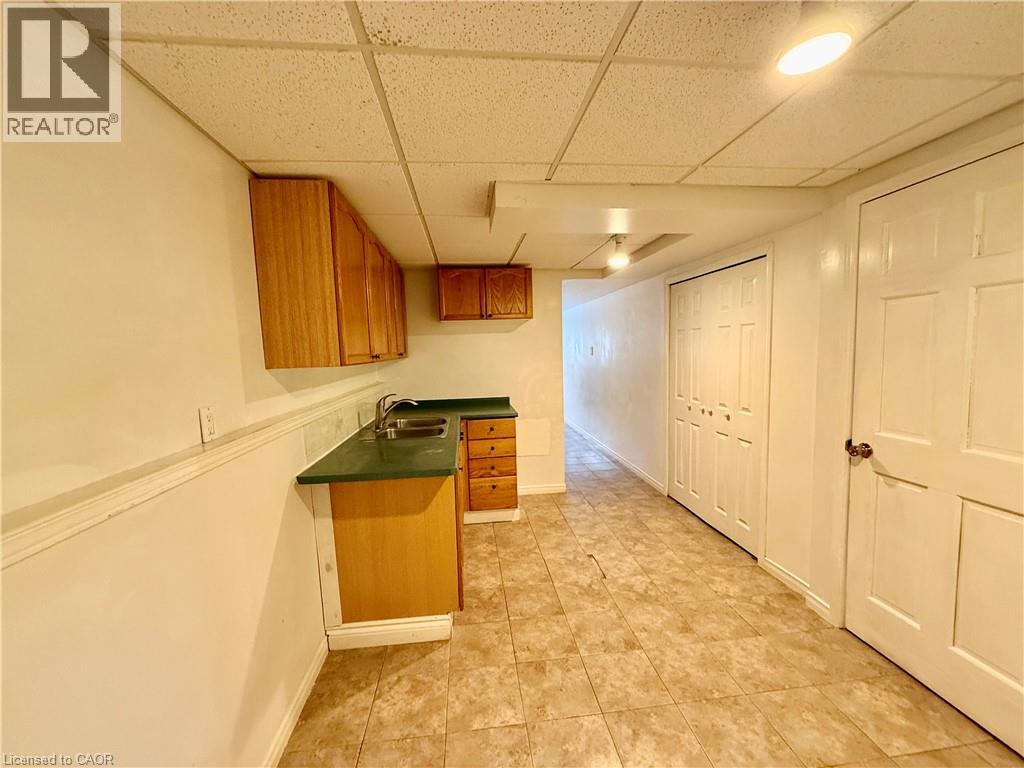 164 Herron Place, Waterloo, Ontario  N2T 1H2 - Photo 24 - 40813642