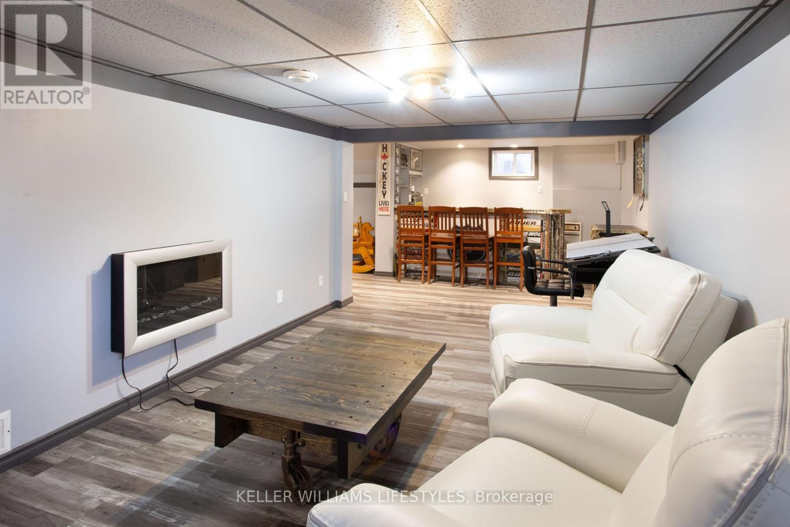 22 Charles Street, Thames Centre (Dorchester), Ontario  N0L 1G2 - Photo 15 - X12901342