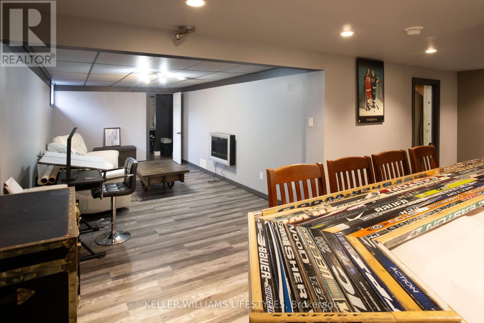 22 Charles Street, Thames Centre (Dorchester), Ontario  N0L 1G2 - Photo 16 - X12901342