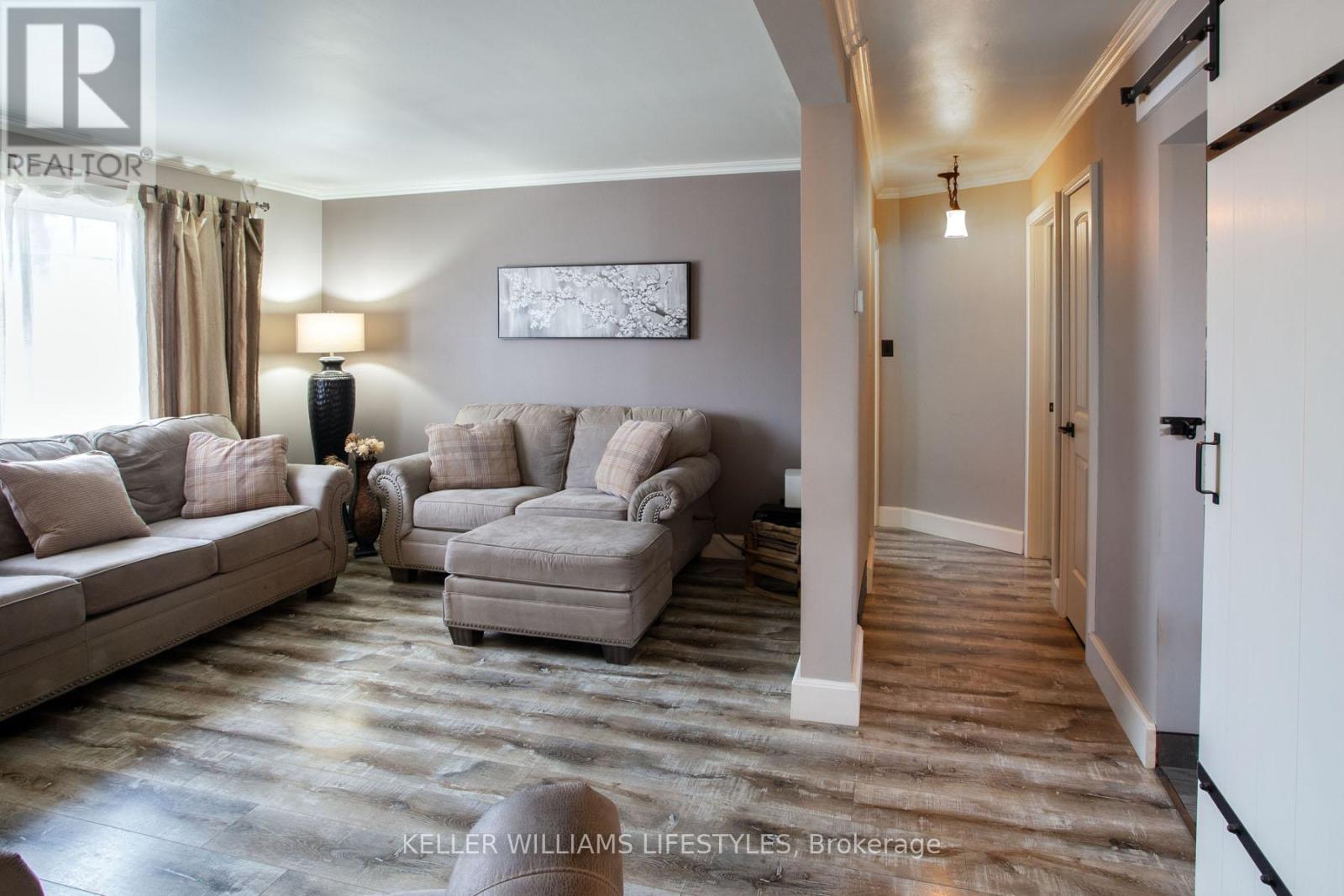 22 Charles Street, Thames Centre (Dorchester), Ontario  N0L 1G2 - Photo 27 - X12901342