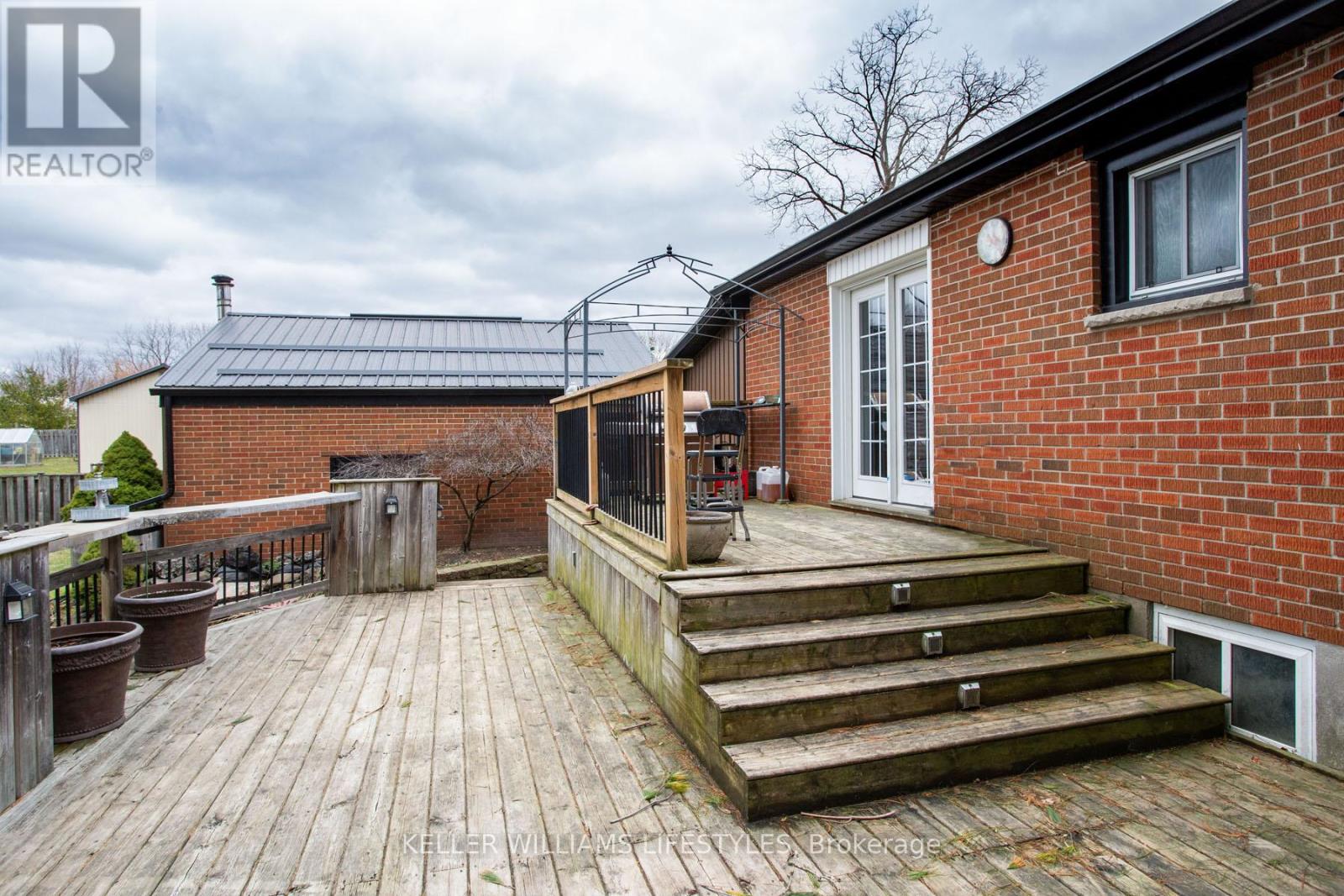 22 Charles Street, Thames Centre (Dorchester), Ontario  N0L 1G2 - Photo 29 - X12901342