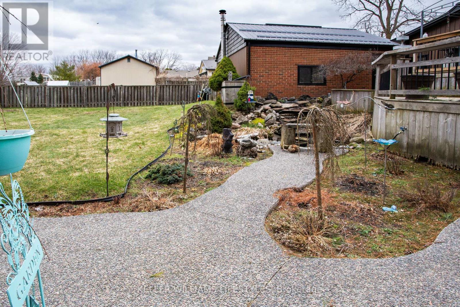 22 Charles Street, Thames Centre (Dorchester), Ontario  N0L 1G2 - Photo 30 - X12901342