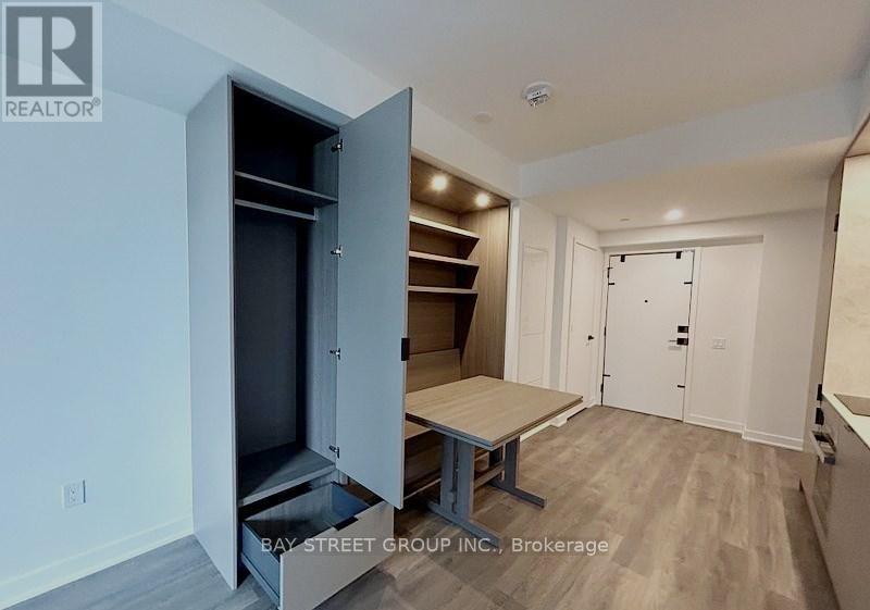 1307 - 55 Charles Street E, Toronto, Ontario  M4Y 1S9 - Photo 5 - C12901320