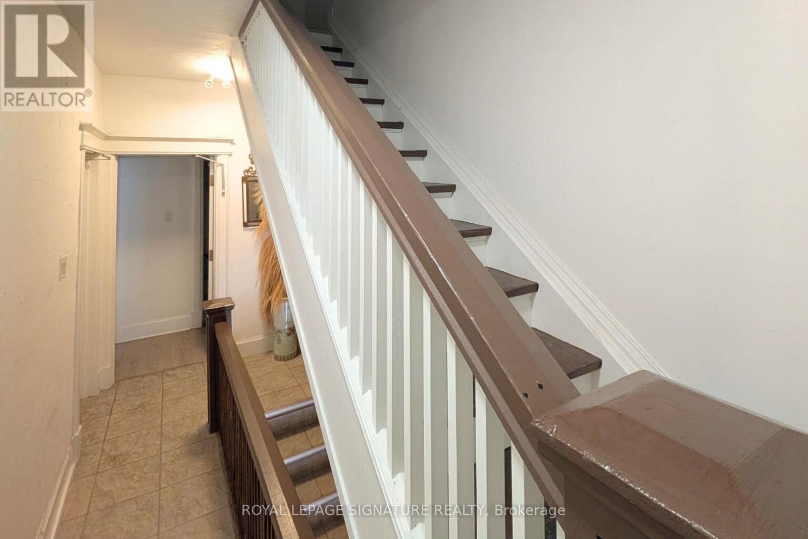 3rd Floor - 784 College Street, Toronto, Ontario  M6G 1C6 - Photo 3 - C12901322