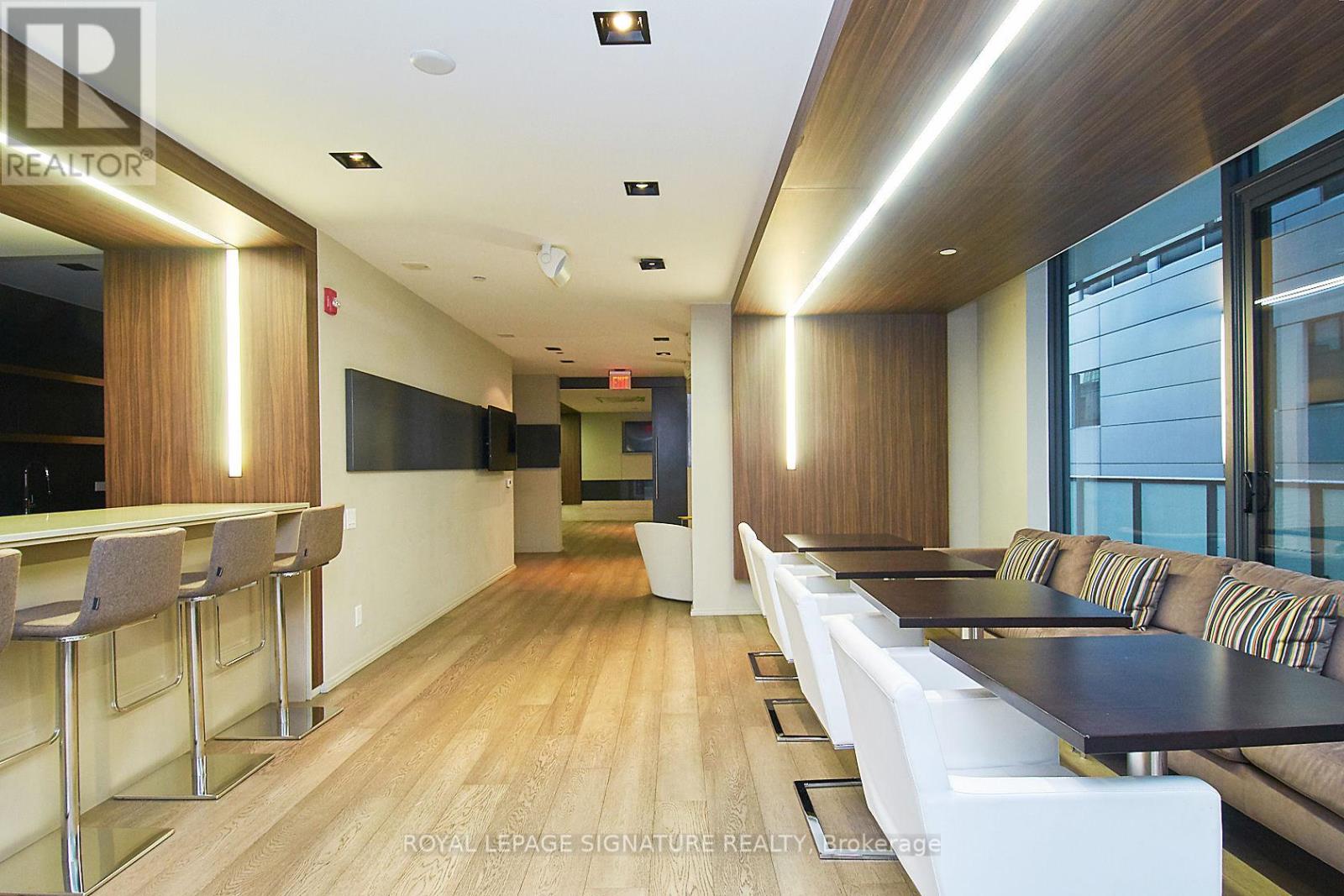 2007 - 101 Peter Street, Toronto, Ontario  M5V 2G8 - Photo 18 - C12901370