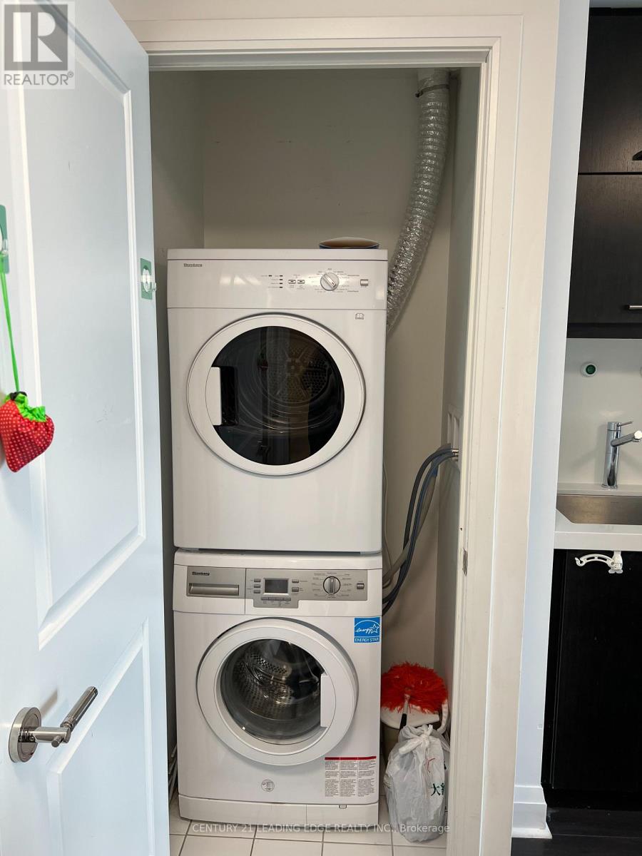 3705 - 1080 Bay Street, Toronto, Ontario  M5S 0A5 - Photo 21 - C12901380