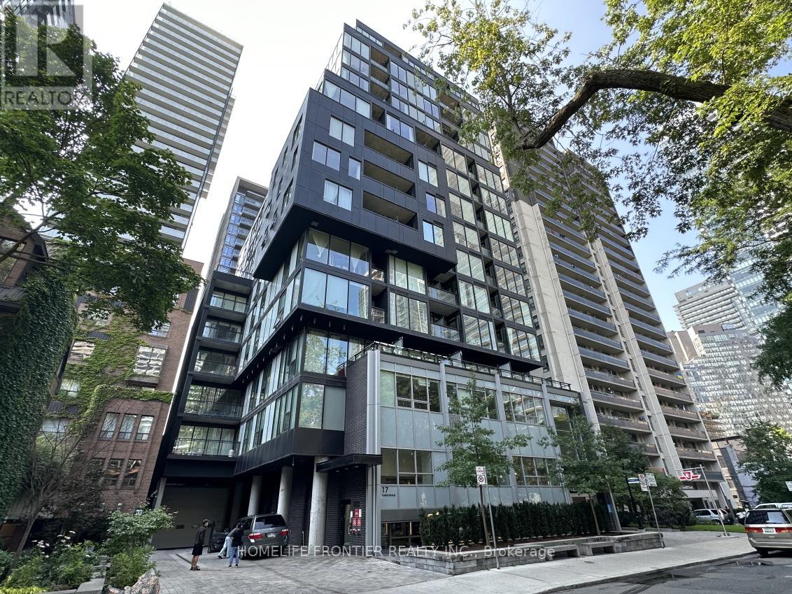 907 - 17 DUNDONALD STREET, Toronto, Ontario