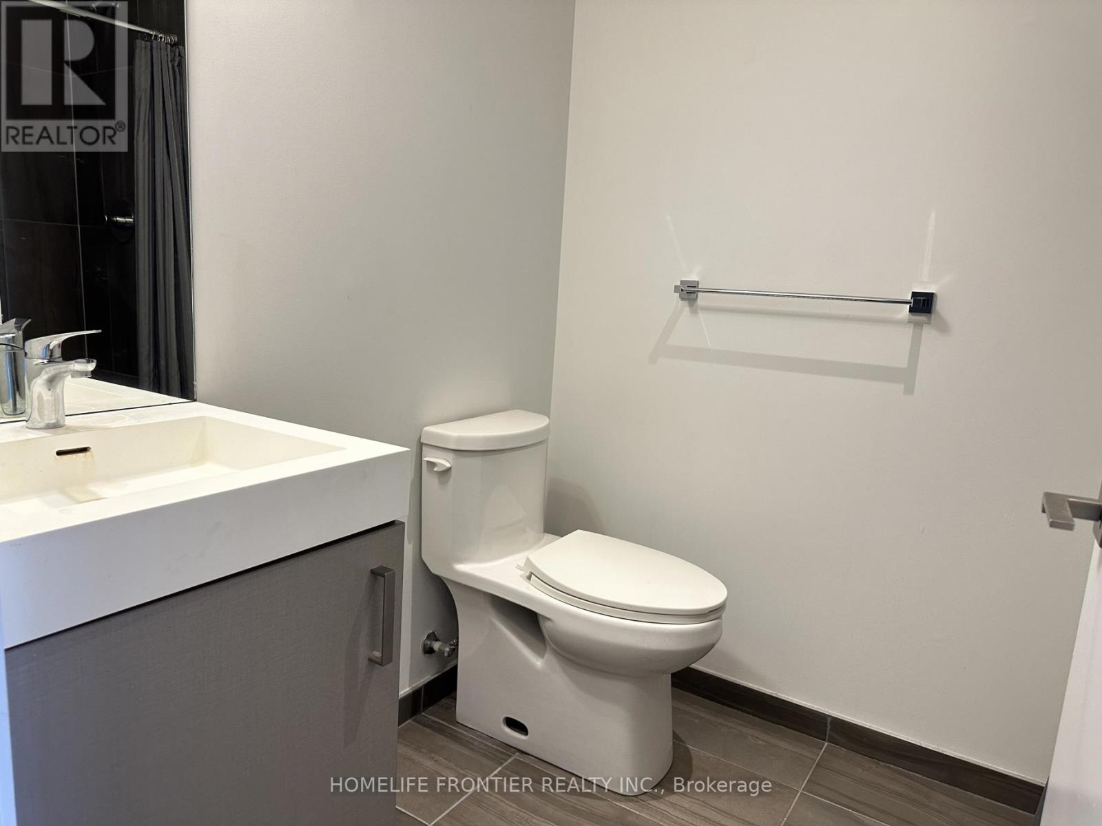 907 - 17 Dundonald Street, Toronto, Ontario  M4Y 1K3 - Photo 7 - C12901412