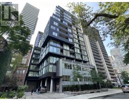 907 - 17 DUNDONALD STREET, Toronto, Ontario