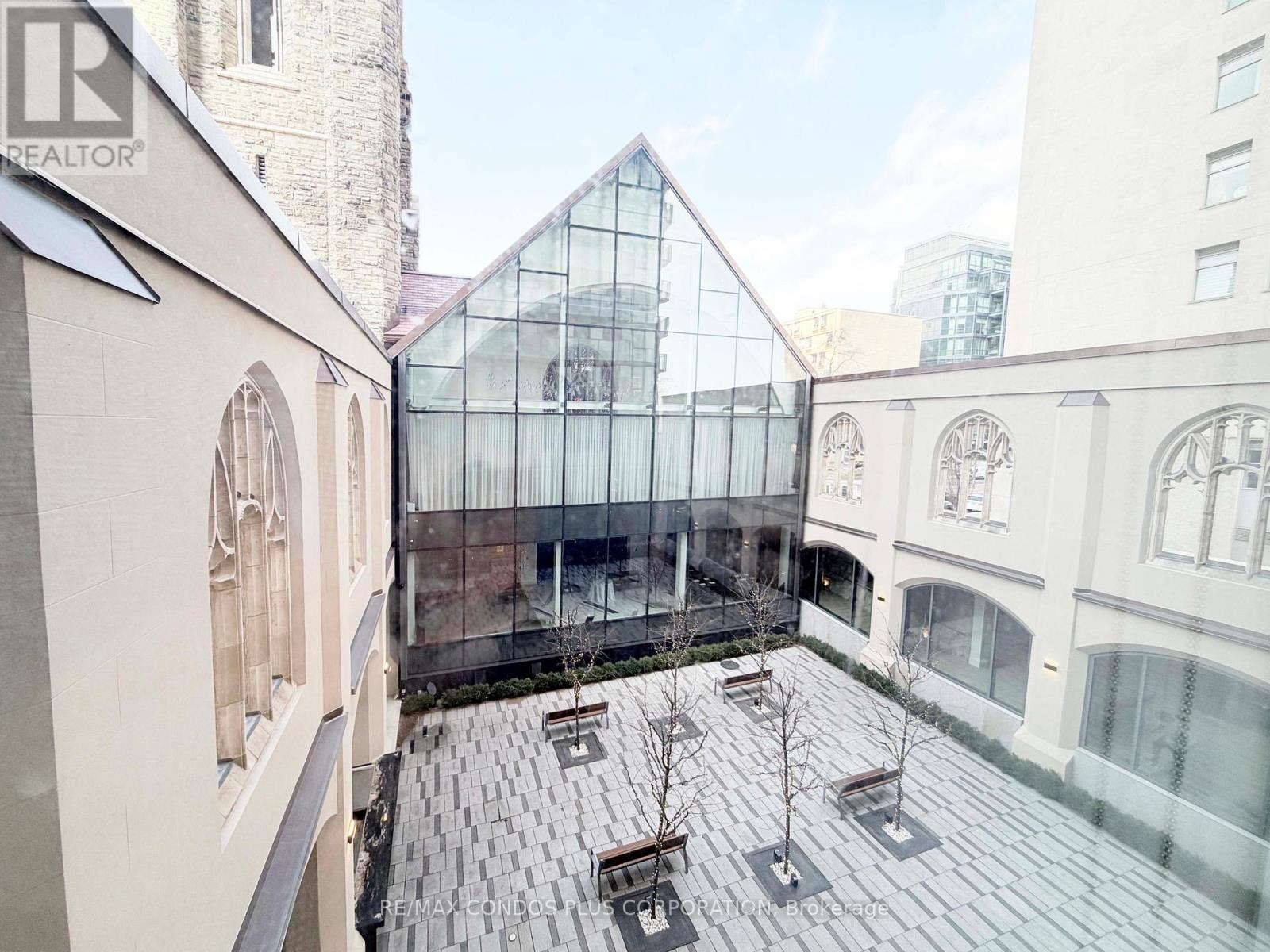 306 - 99 Foxbar Road, Toronto, Ontario  M4V 0B2 - Photo 12 - C12901424