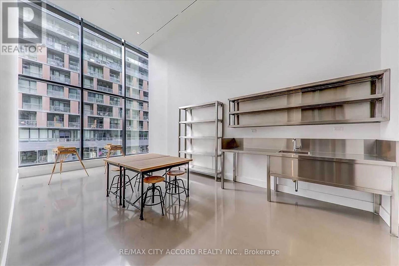 703 - 90 Queens Wharf Road, Toronto (Waterfront Communities), Ontario  M5V 0J4 - Photo 10 - C12901428