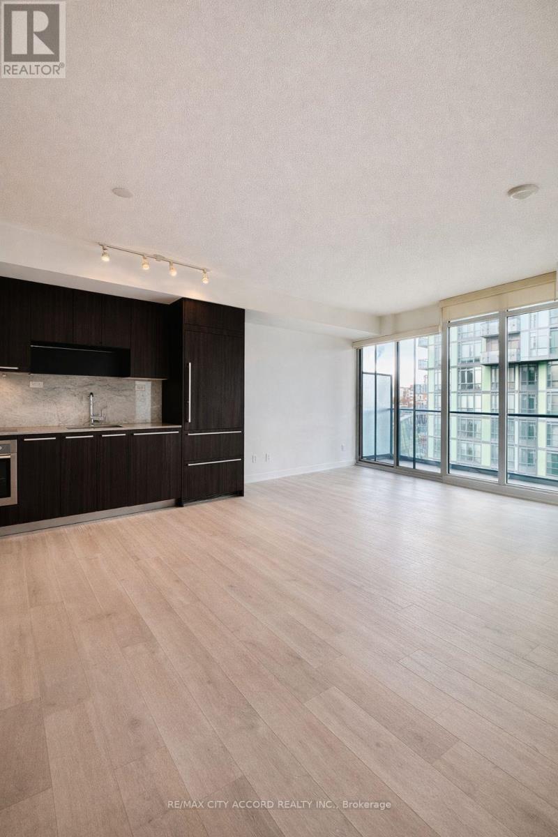 703 - 90 Queens Wharf Road, Toronto (Waterfront Communities), Ontario  M5V 0J4 - Photo 3 - C12901428