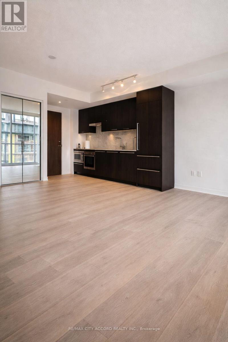 703 - 90 Queens Wharf Road, Toronto (Waterfront Communities), Ontario  M5V 0J4 - Photo 4 - C12901428