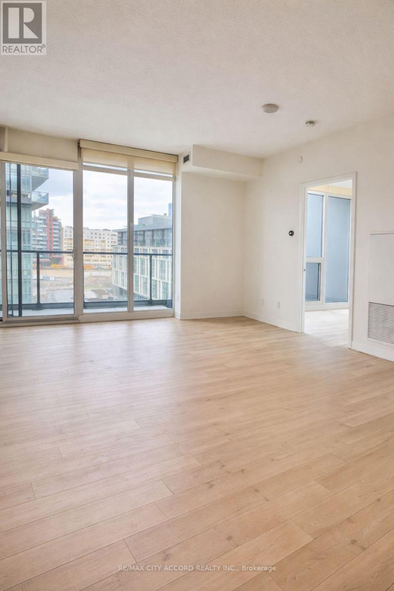 703 - 90 Queens Wharf Road, Toronto (Waterfront Communities), Ontario  M5V 0J4 - Photo 6 - C12901428