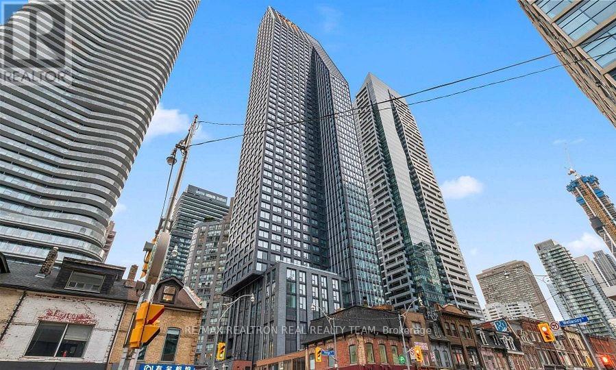 4707 - 8 WELLESLEY STREET W, Toronto, Ontario